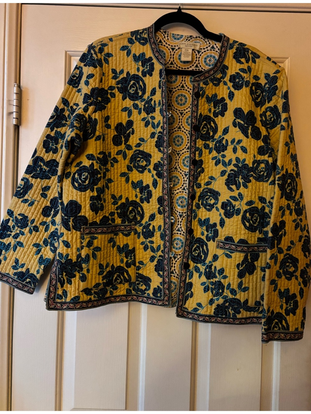 Appleseed's Yellow Quilted Jacket with Navy Floral PXL EUC